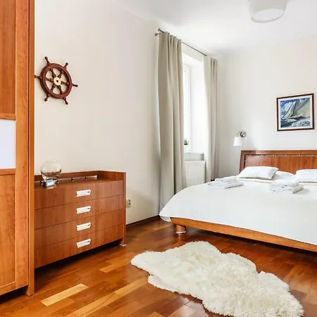 Cozy Apartment Victus In Downtown In Sopot By Noclegi Renters